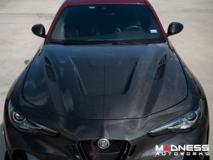 Alfa Romeo Giulia GTAm Style Front Bumper Essential Kit - Carbon Fiber - With Parking Sensors